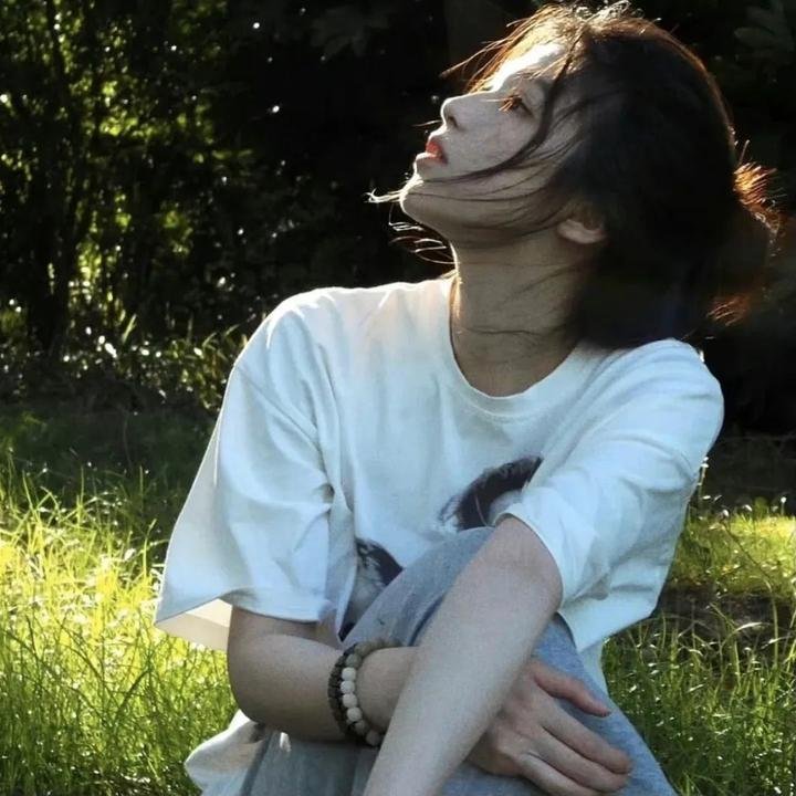石榴的颜色